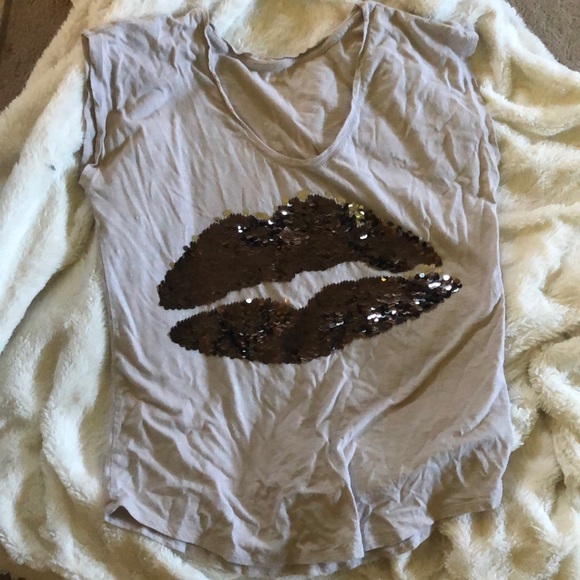 Women top - Picture 1 of 3